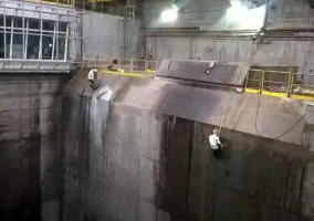 czyszczenia-cisnieniowe-i-hydrofobizacja-scian-bunkra-z-odpadami-02