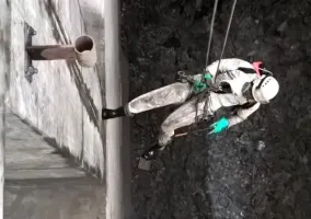 czyszczenia-cisnieniowe-i-hydrofobizacja-scian-bunkra-z-odpadami-08