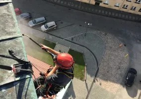 czyszczenie-cisnieniowe-wiezy-kosciola-w-dobrodzieniu-07