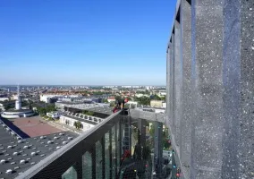 mycie-elewacji-wiezowca-baltyk-w-poznaniu-04