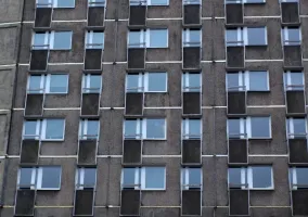 wypelnienie-dylatacji-budynku-dawnego-hotelu-polonez-w-poznaniu-02