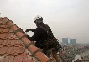 prace-dekarsko-blacharskie-budynek-pko-s-a-poznan-02