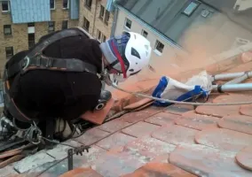 prace-dekarsko-blacharskie-budynek-pko-s-a-poznan-07